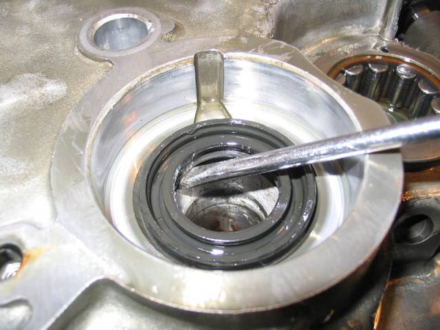 Honda Jazz Gearbox Input Shaft Bearing And Oil Seal Repair Kit 